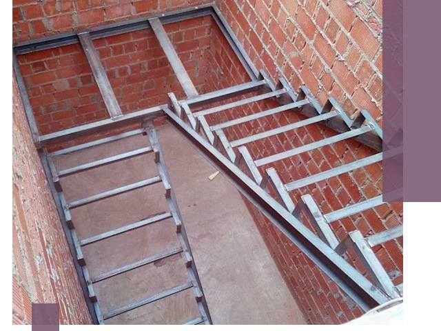 Монтаж металлических лестниц под ключ в Старой Руссе быстро и качественно
