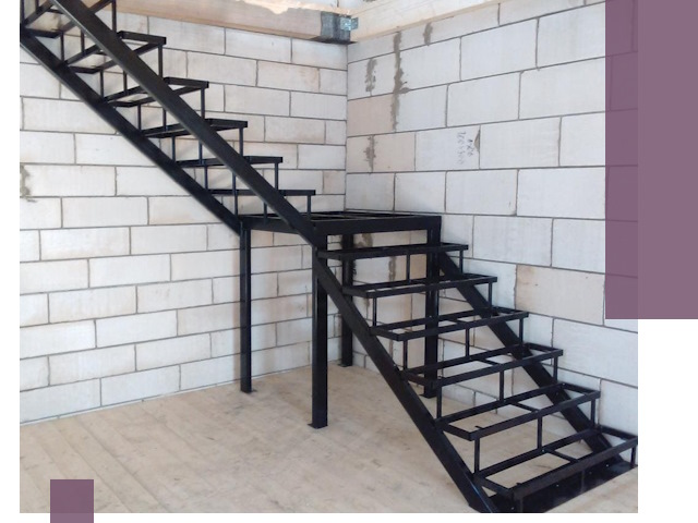 Лестницы на металлокаркасе под ключ в Старой Руссе — изготовление и монтаж