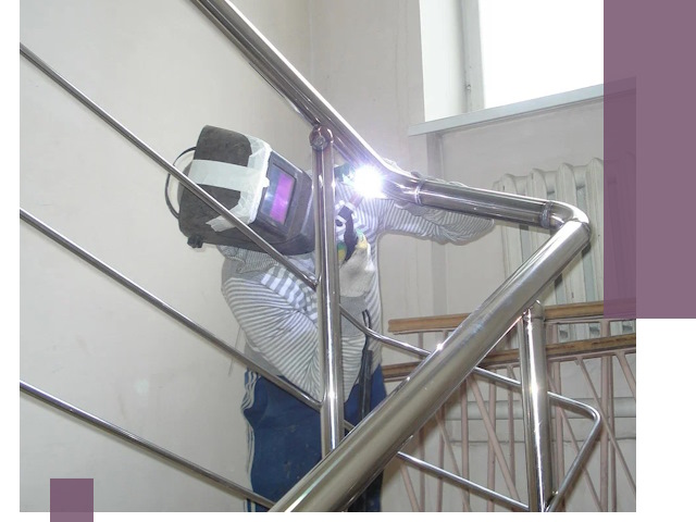 Монтаж перил и ограждений качественно в Старой Руссе