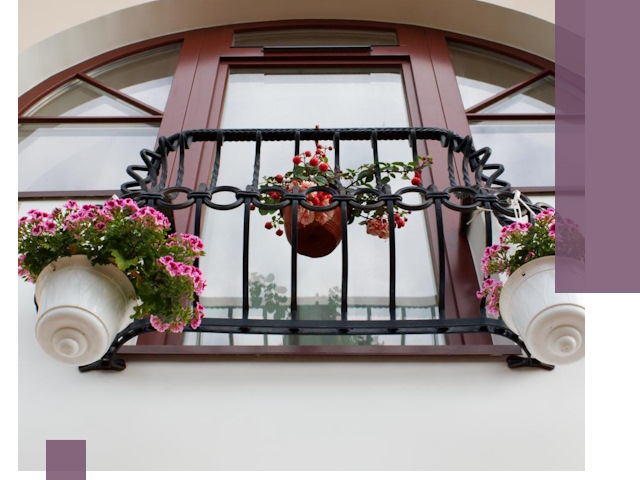 Изготовление и монтаж французских балконов в Старой Руссе