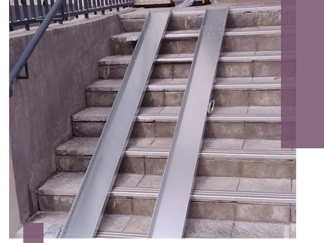 Демонтаж откидных пандусов профессионально в Старой Руссе