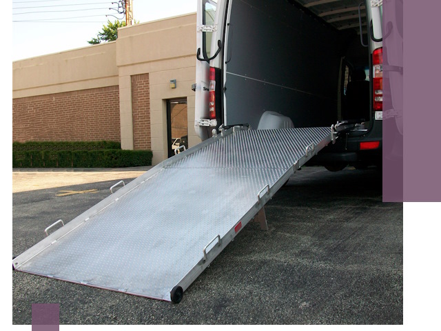 Мобильные пандусы в Старой Руссе — производство, монтаж и аренда