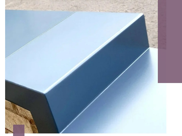 Крышки на парапет в Старой Руссе: изготовление и монтаж под ключ