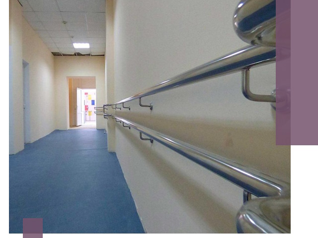 Поручни для инвалидов в Старой Руссе: изготовление и монтаж