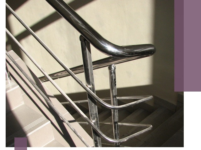 Поручни из нержавеющей стали под ключ в Старой Руссе